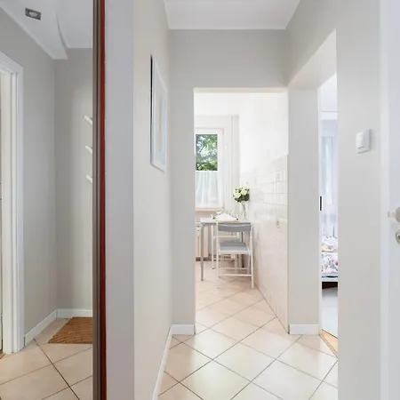 Atmospheric Stablewskiego By Renters Apartment *