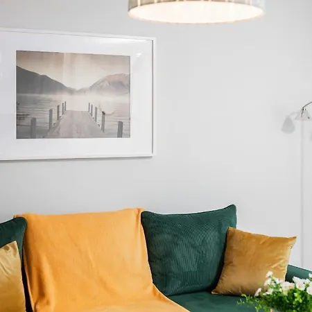Atmospheric Stablewskiego By Renters